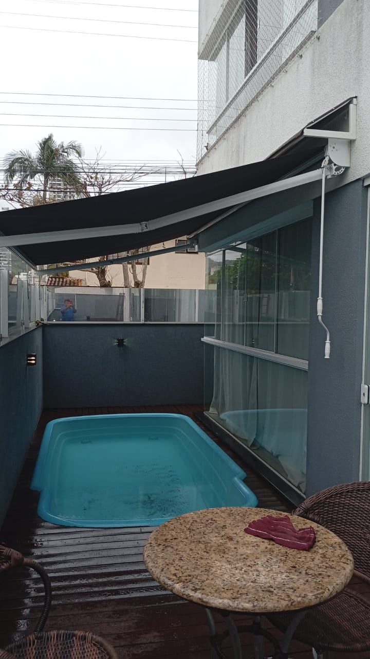 Foto de toldo instalado pela Paraná Toldos