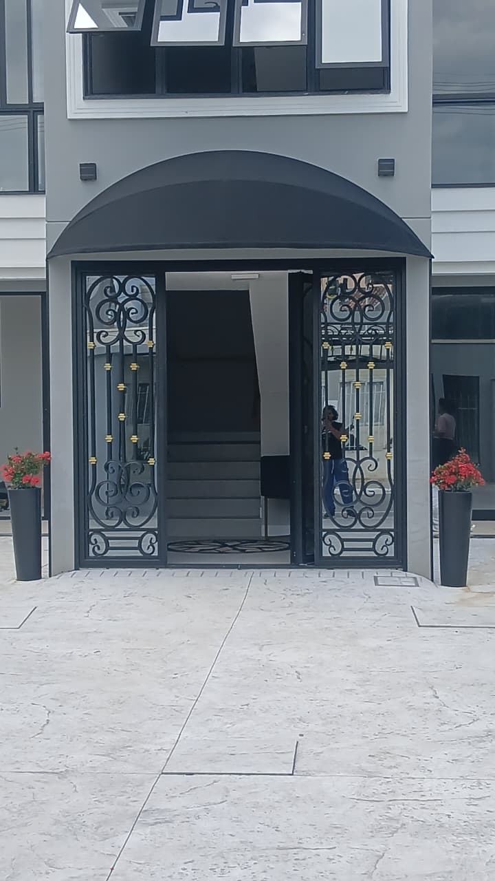 Foto de toldo instalado pela Paraná Toldos
