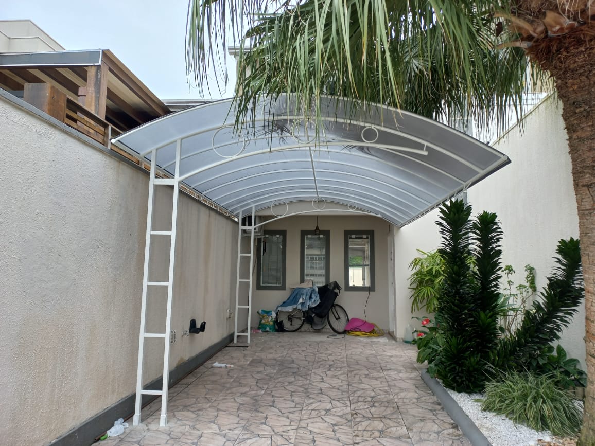 Foto de toldo instalado pela Paraná Toldos
