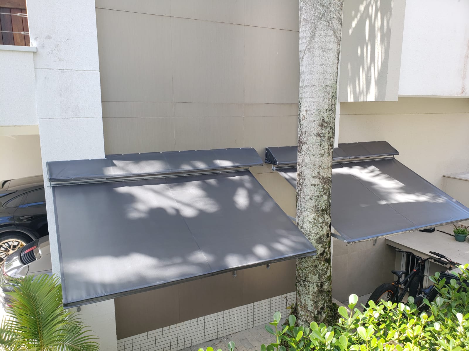 TOLDO CORTINA COM BRAÇO