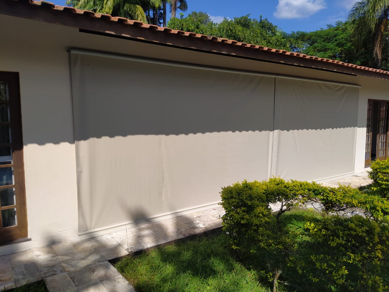 Foto de toldo instalado pela Paraná Toldos